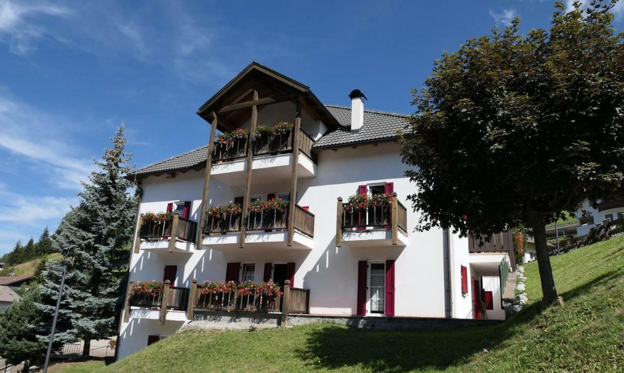 Apartments Casa Metz Santa Cristina Val Gardena Exterior photo